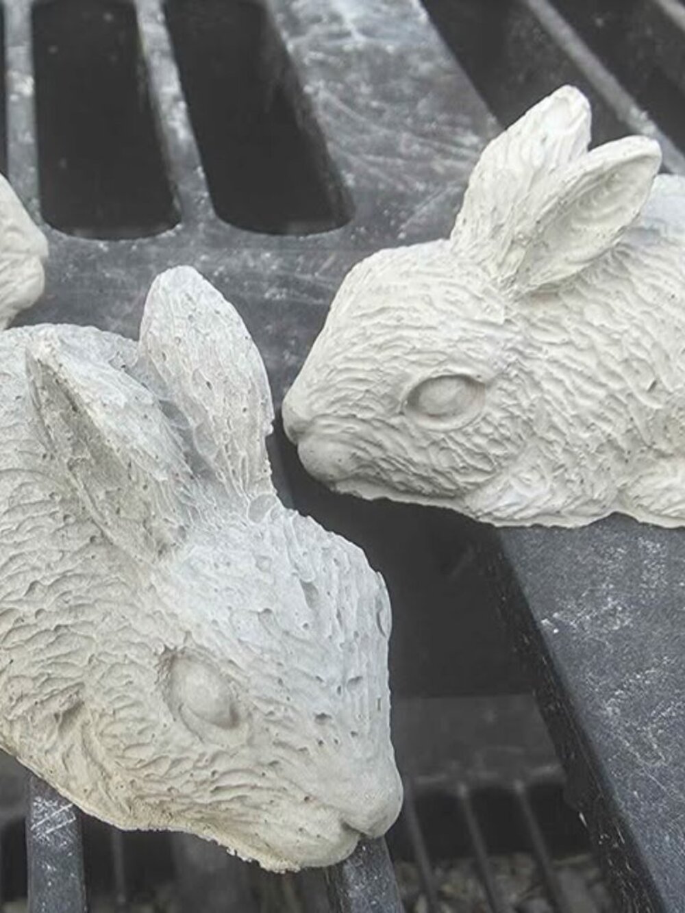 Concrete BUNNY Rabbit Garden Home Decor